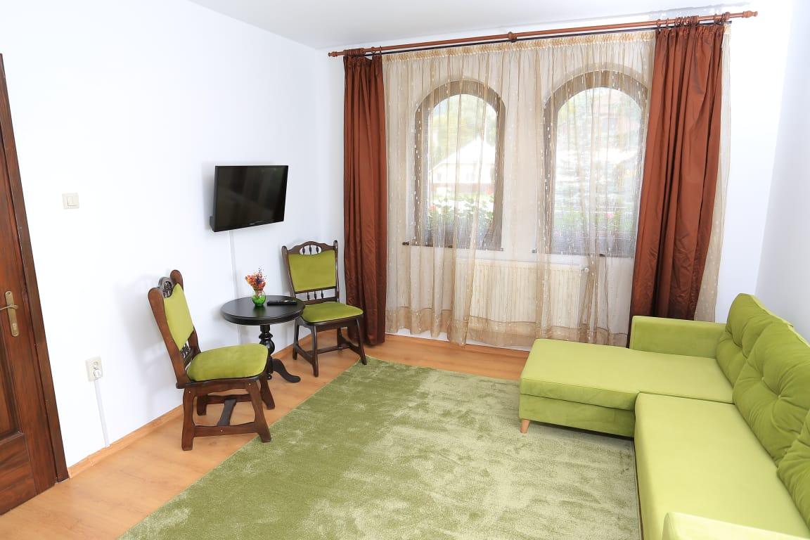 Apartament, doua camere — imaginea 2